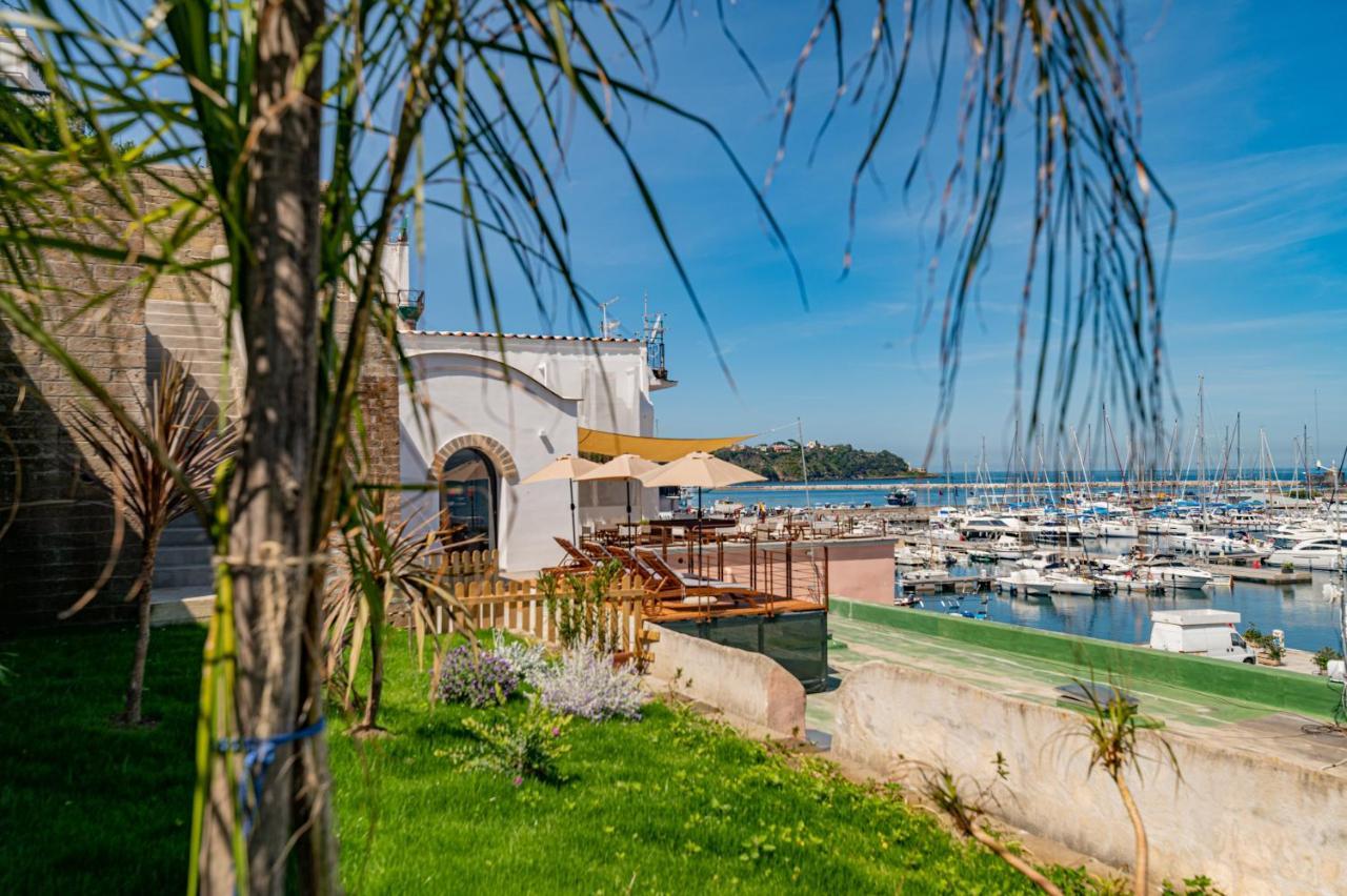 L'isola Del Postino Bed & Breakfast Procida