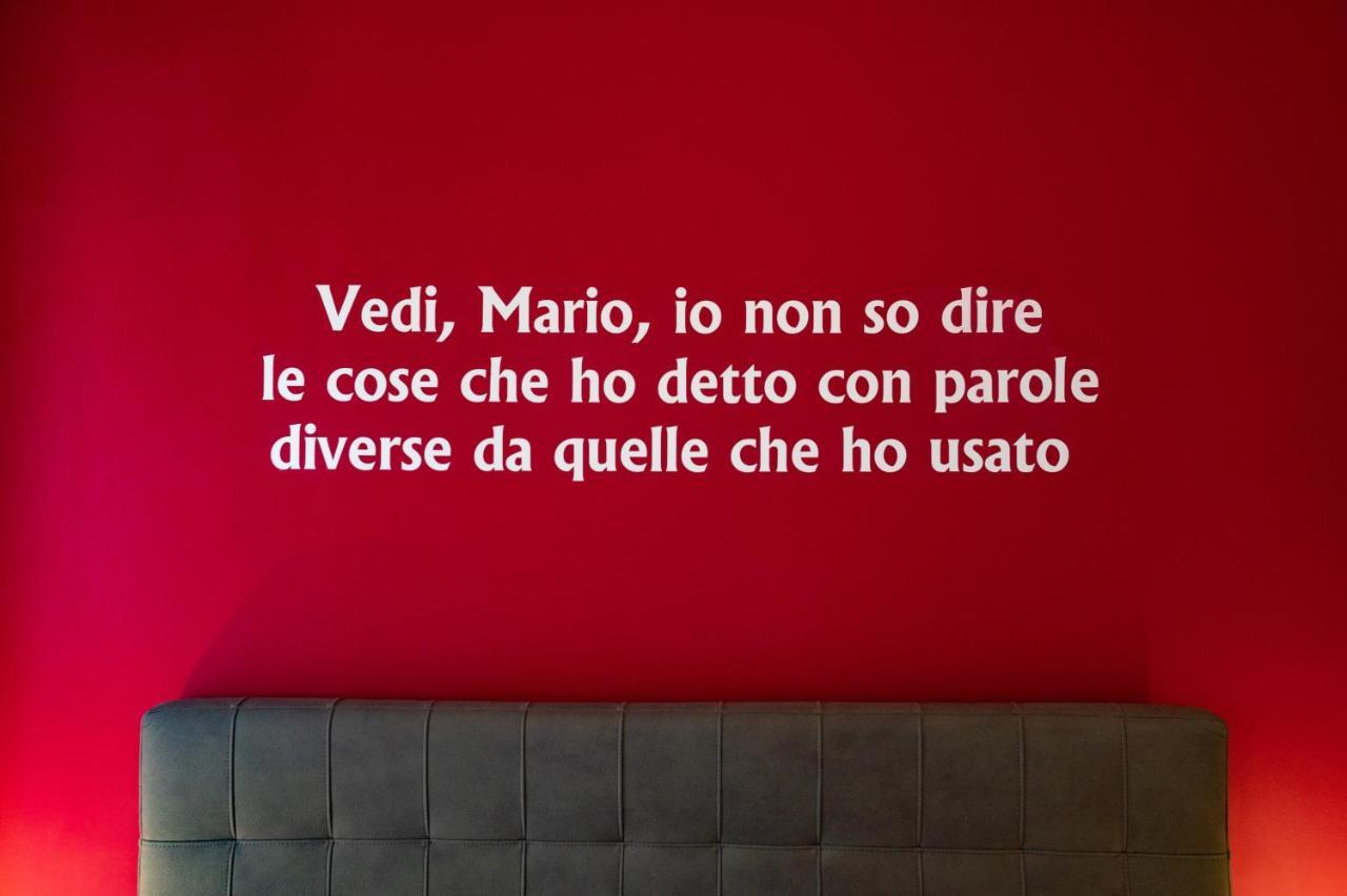 L'isola Del Postino *
